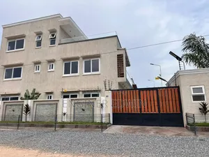 4bdrm Townhouse/Terrace in Burma Camp for sale