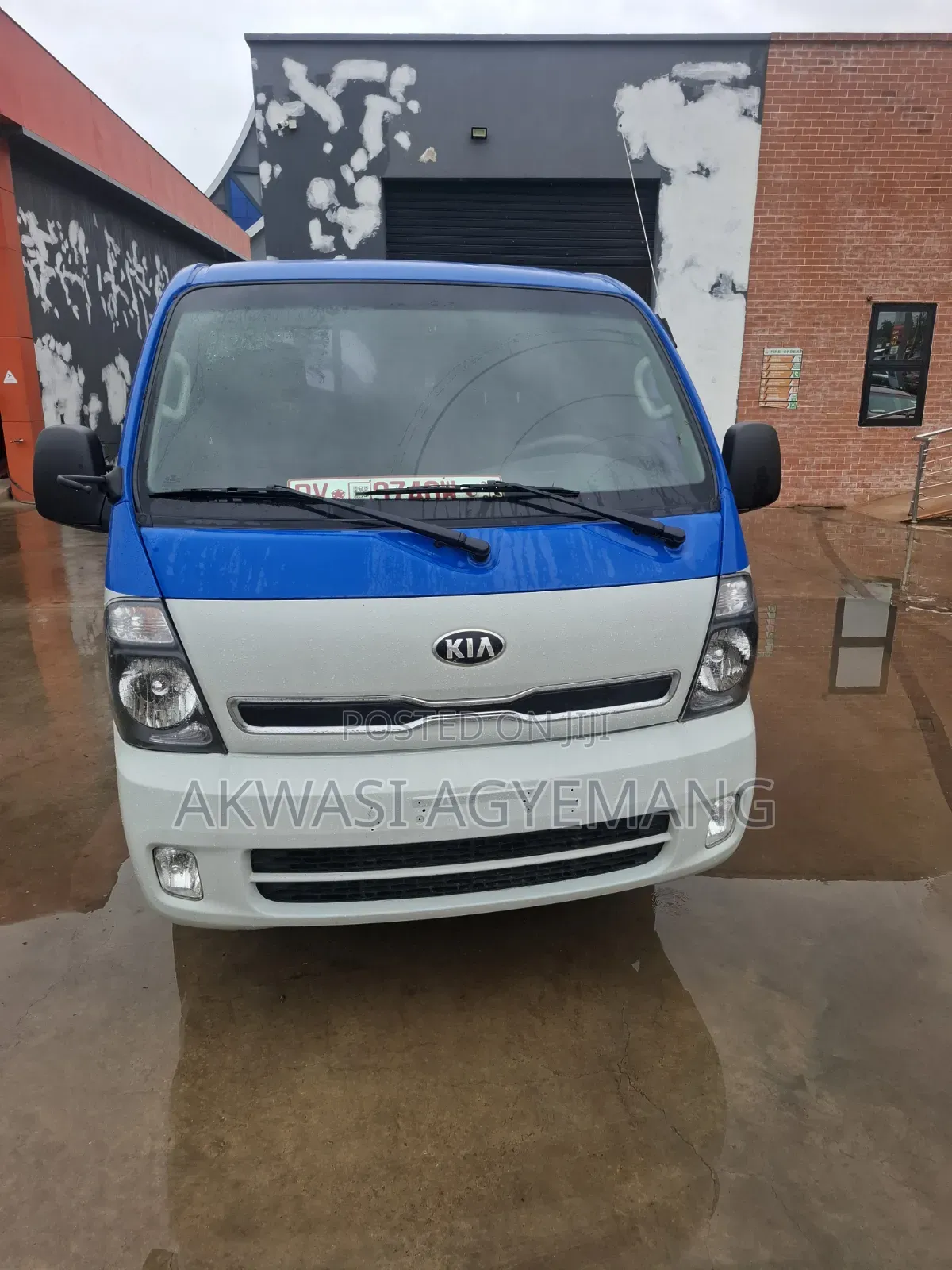 Kia Bongo 2013 White
