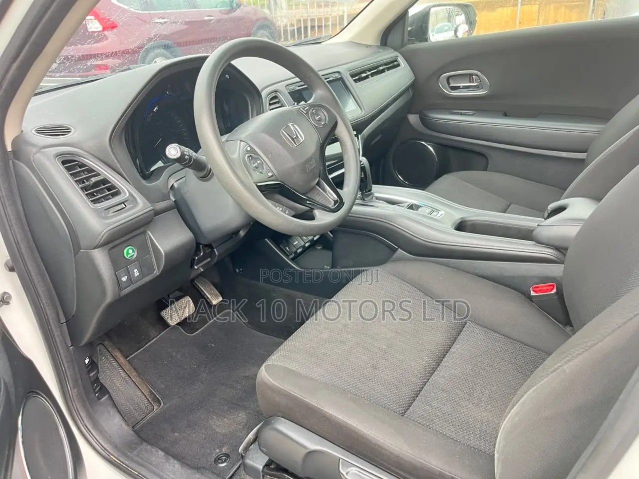 Honda HR-V 4dr SUV (1.5L 4cyl CVT) 2016 White