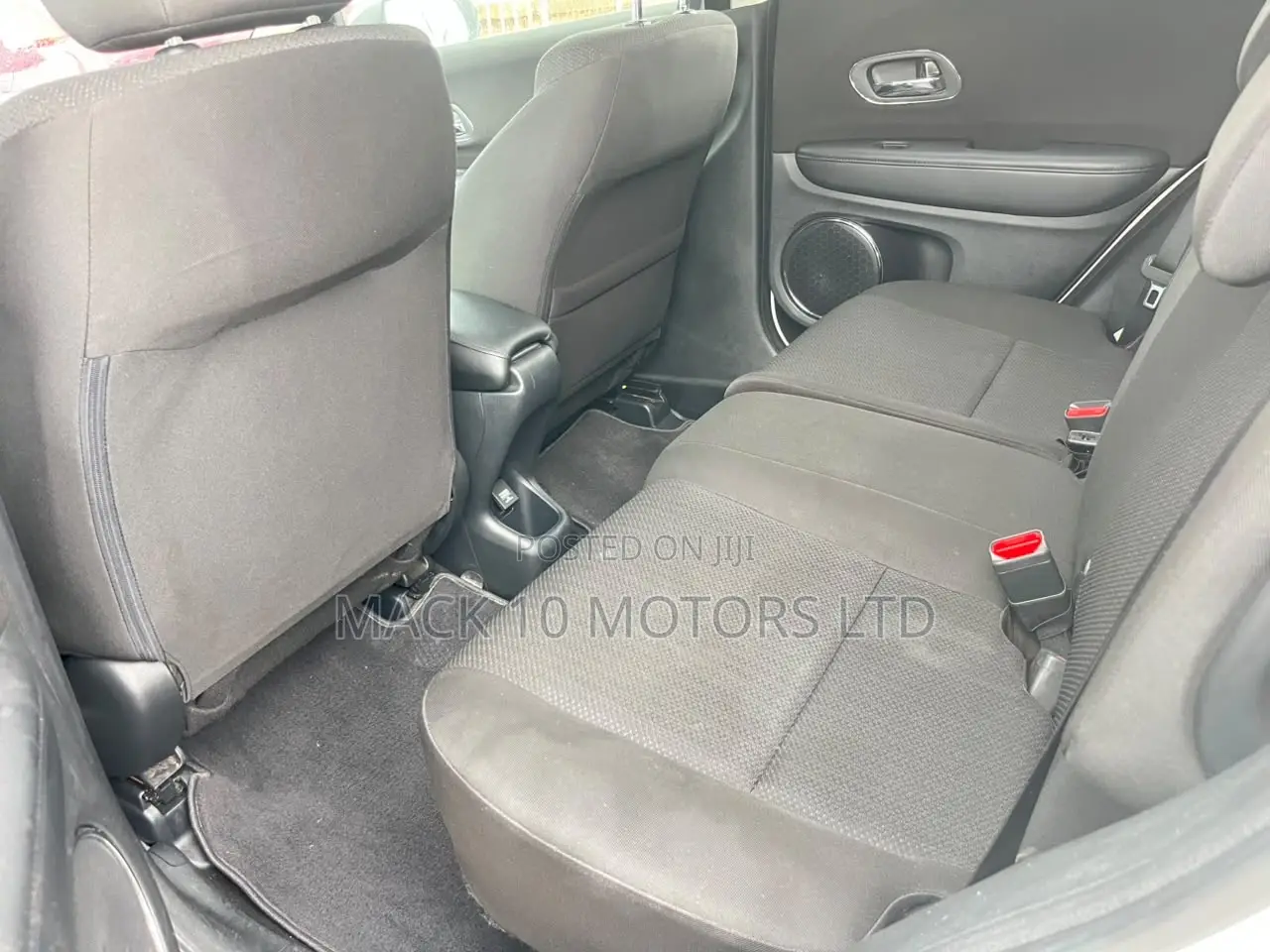 Honda HR-V 4dr SUV (1.5L 4cyl CVT) 2016 White