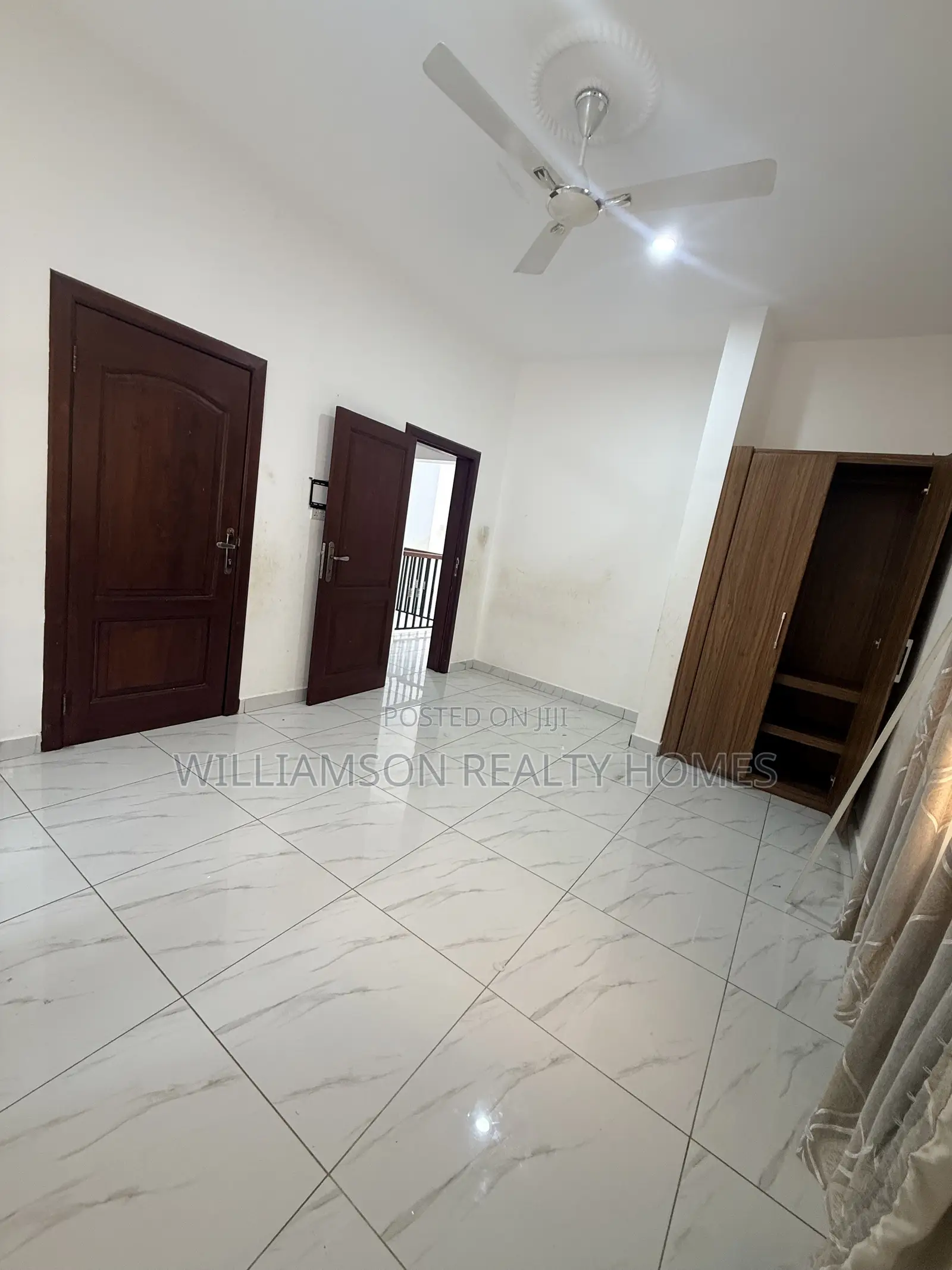 5bdrm House in Community 20 Estate, Spintex for rent