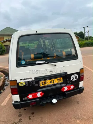 Nissan Caravan (Urvan) 1999 White