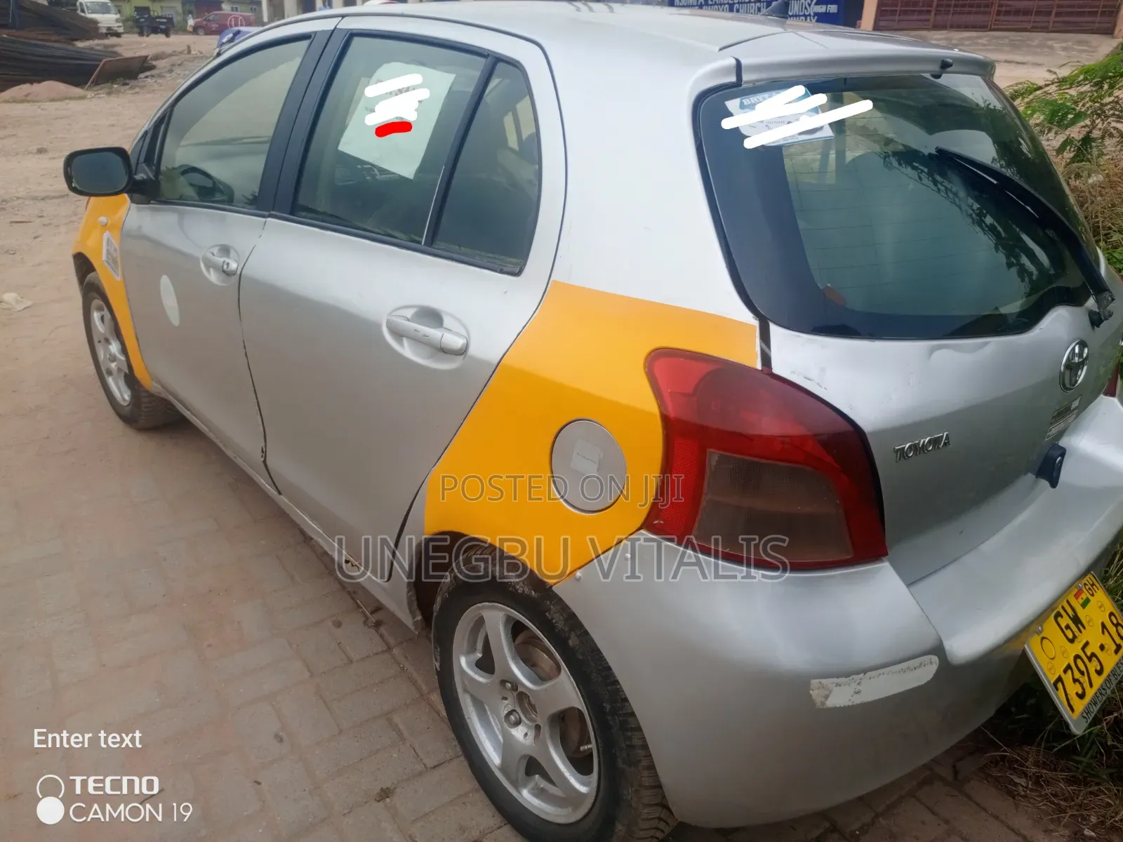 Toyota Yaris 2010 Silver
