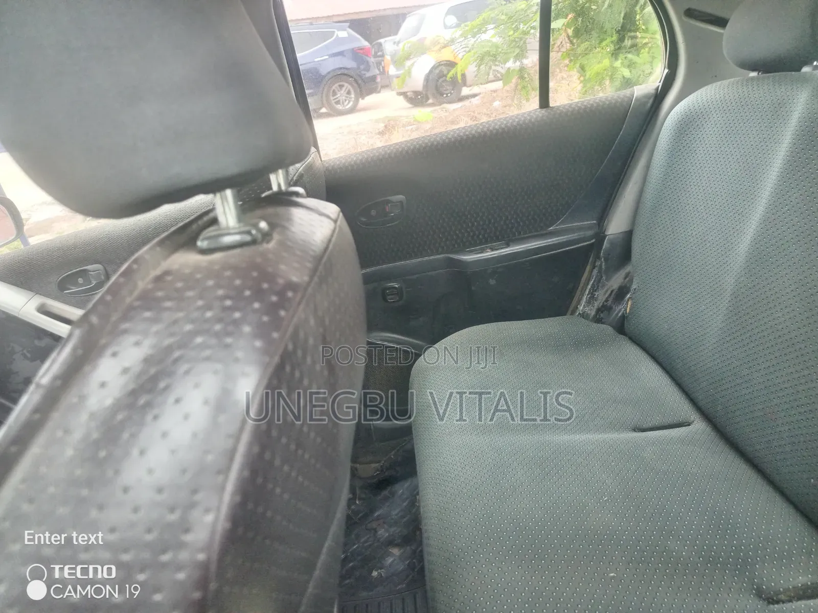 Toyota Yaris 2010 Silver