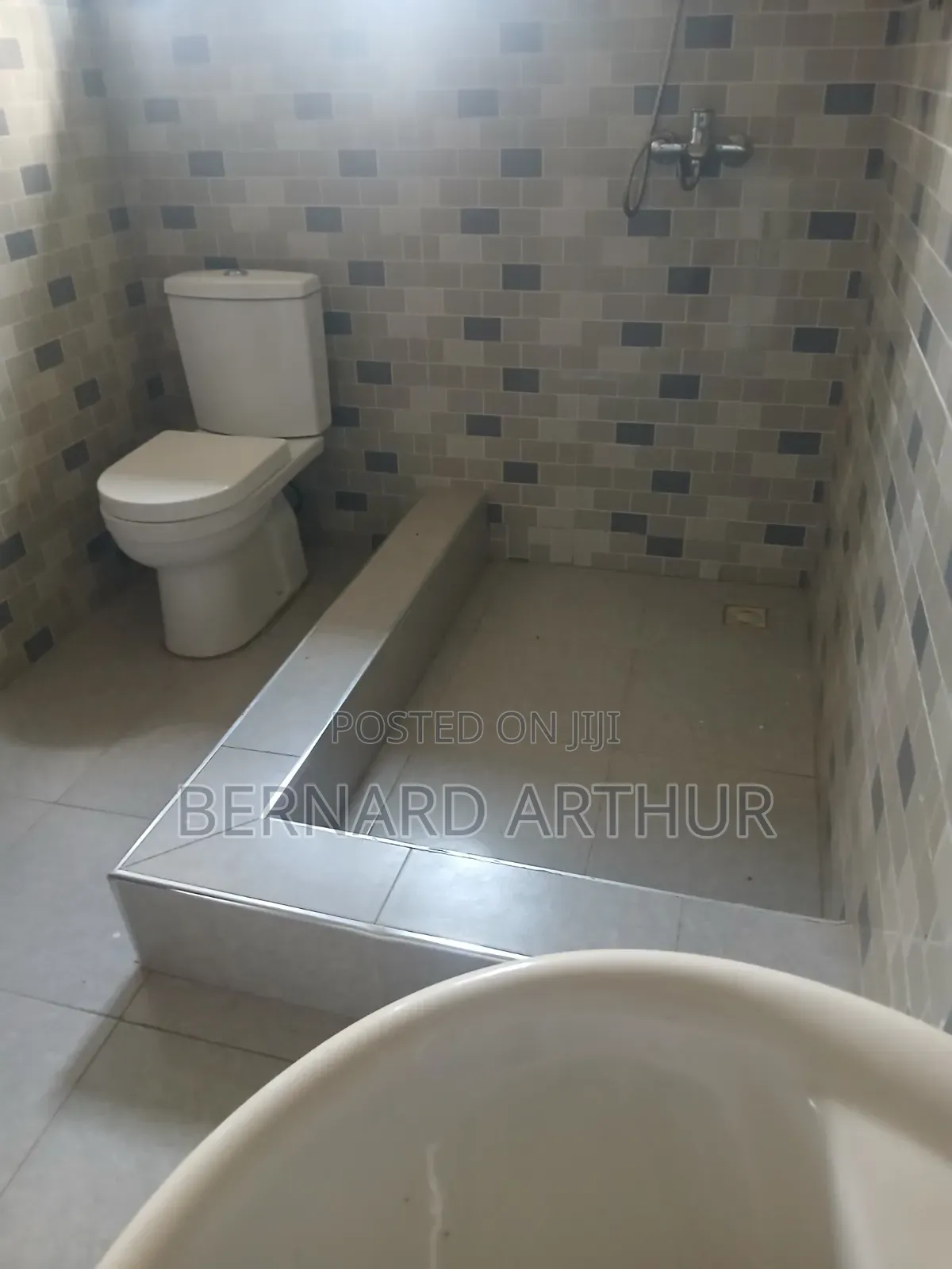 3bdrm House in Bernard Agency, Amasaman for rent