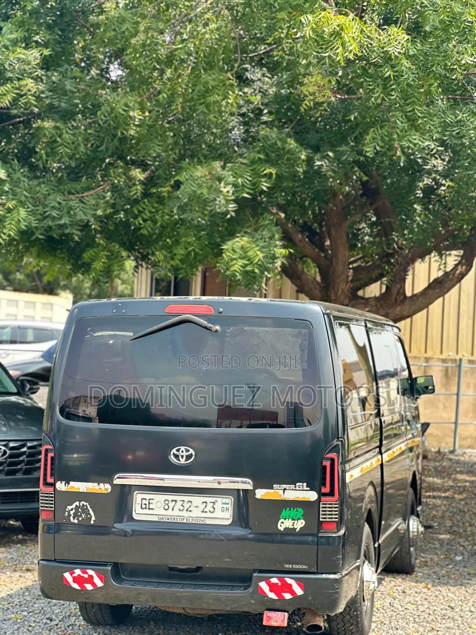 Toyota HiAce 2018 Black