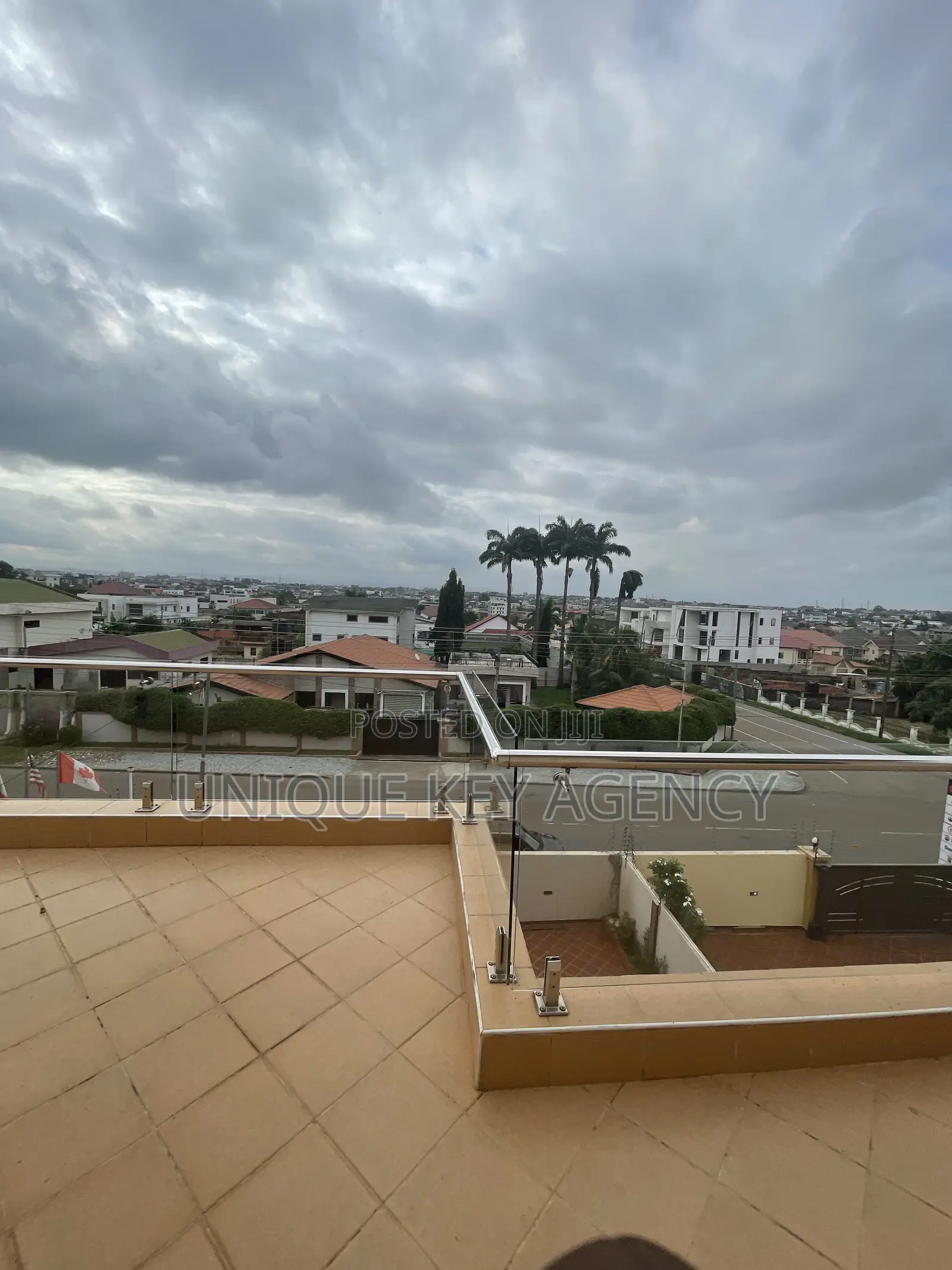 5bdrm House in Unique Key Agency, East Legon for rent