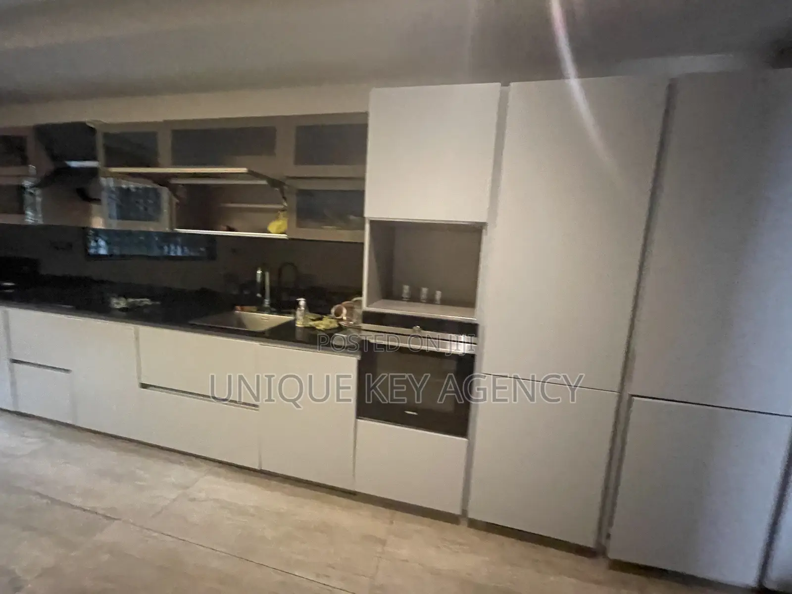 5bdrm House in Unique Key Agency, East Legon for rent