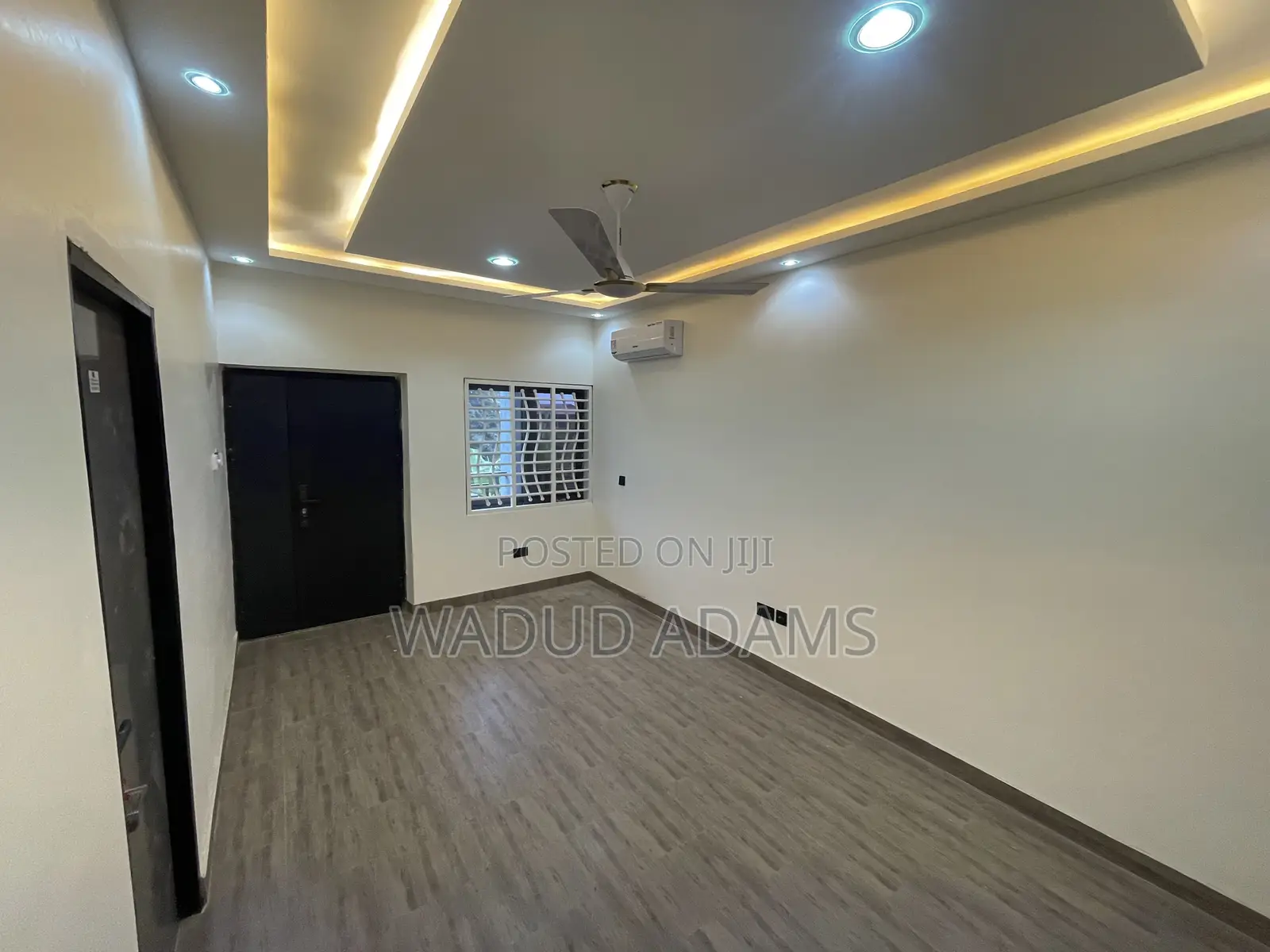 2bdrm Apartment in Jhameal Apartment, Old Ashomang for rent