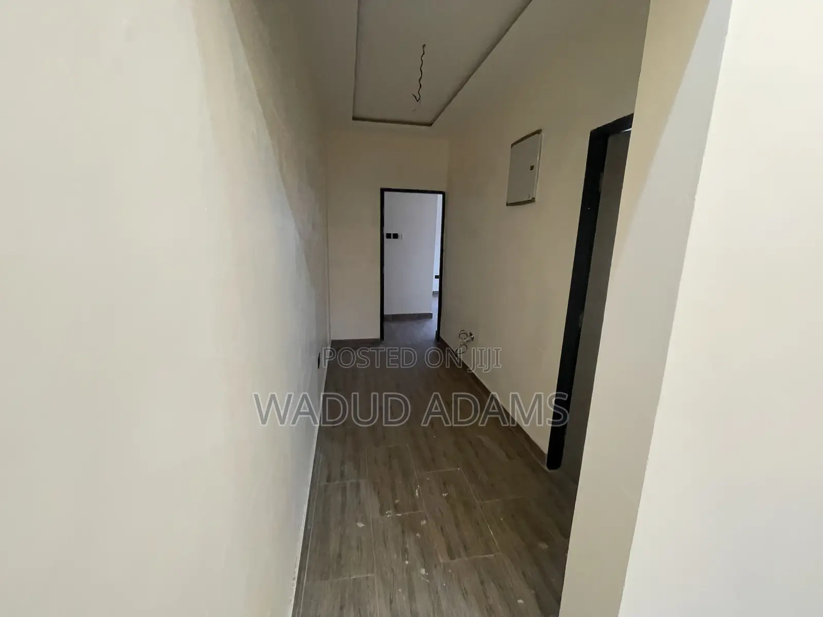2bdrm Apartment in Jhameal Apartment, Old Ashomang for rent