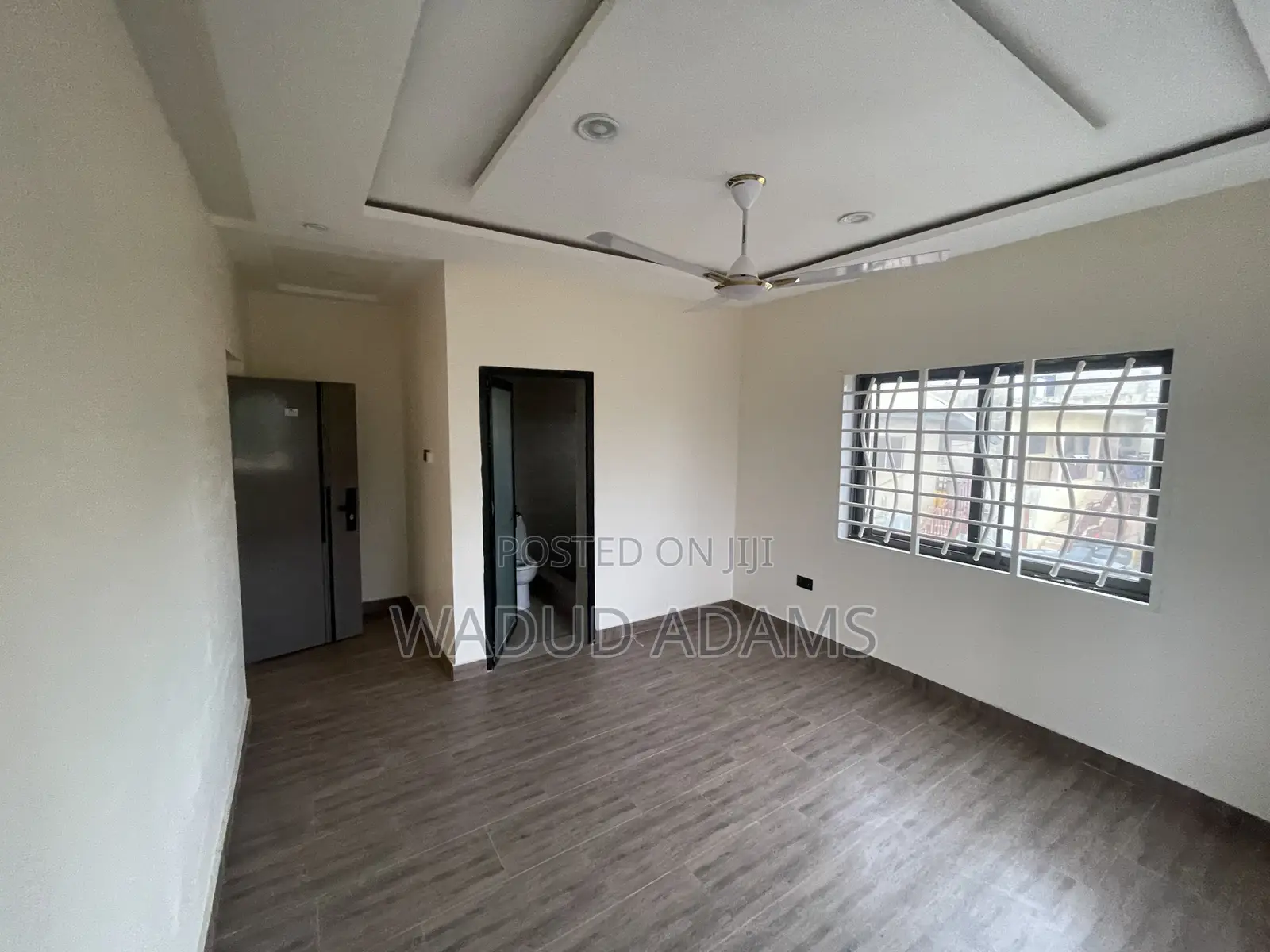 2bdrm Apartment in Jhameal Apartment, Old Ashomang for rent