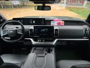Ford Expedition Platinum 4x4 2025 Black