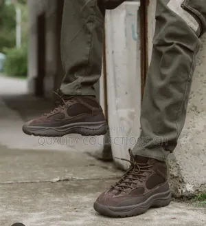 Adidas Yeezy Desert Boots