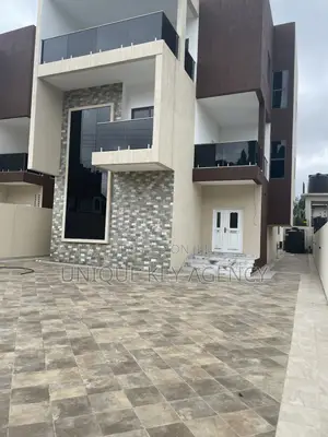 5bdrm House in Unique Key Agency, East Legon for rent