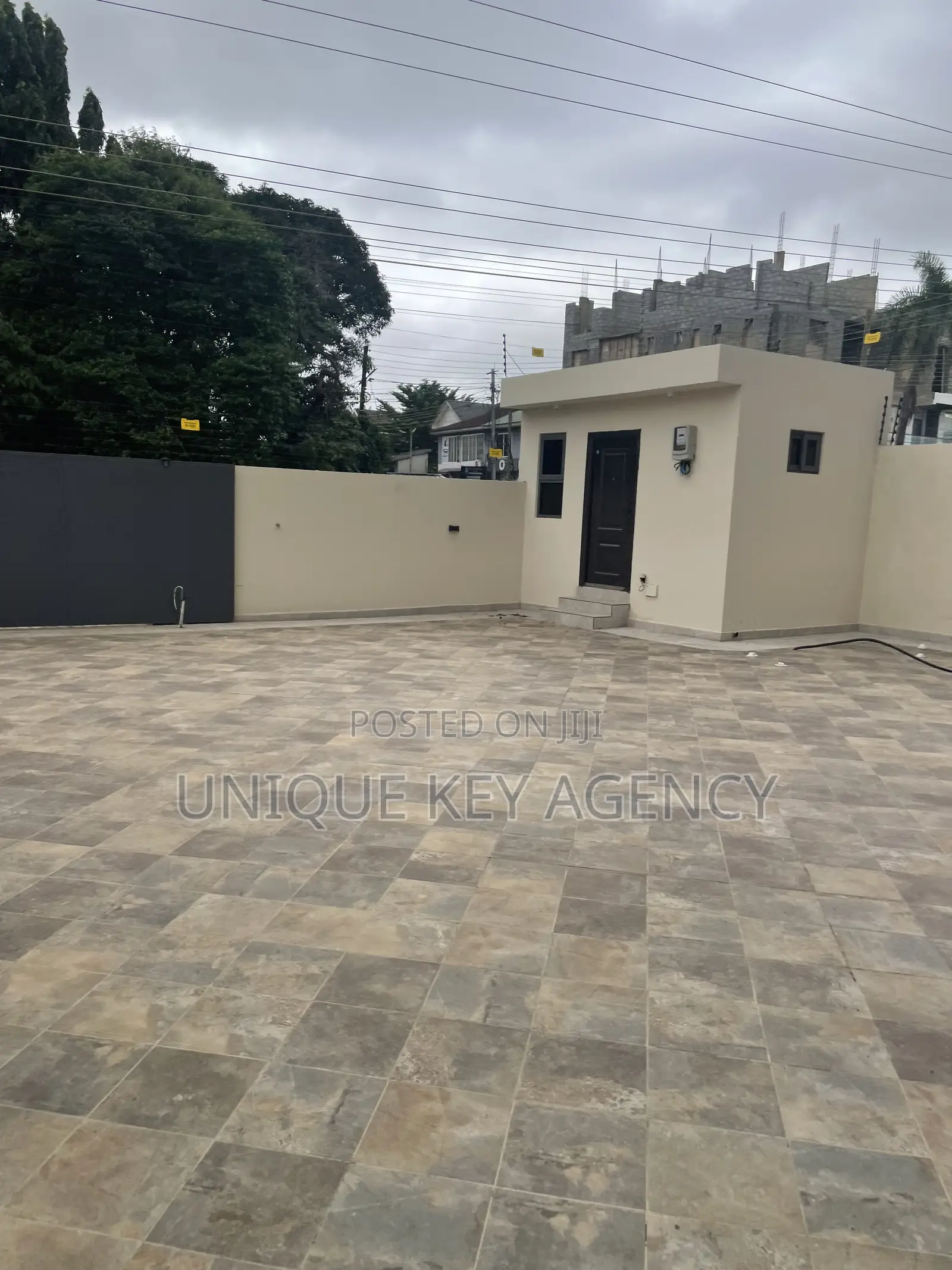 5bdrm House in Unique Key Agency, East Legon for rent