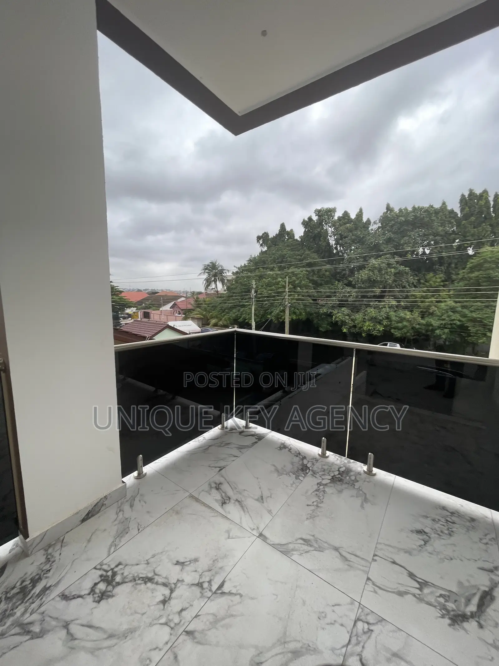 5bdrm House in Unique Key Agency, East Legon for rent