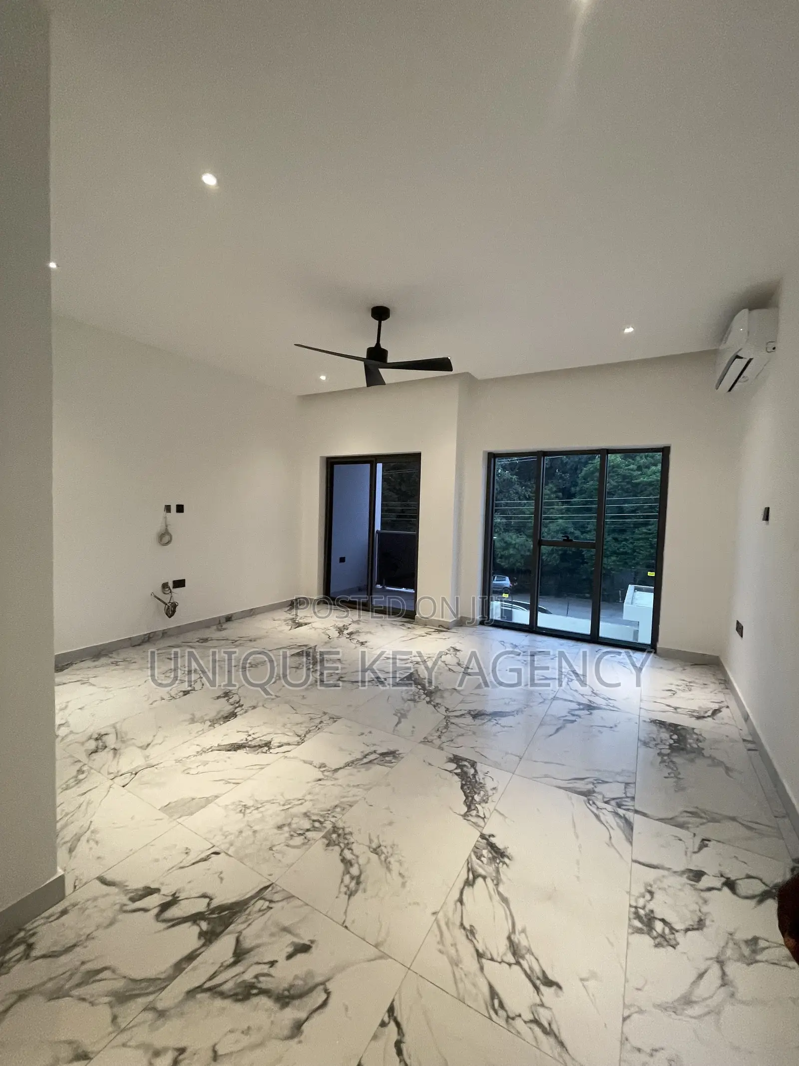5bdrm House in Unique Key Agency, East Legon for rent
