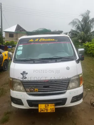 Nissan Caravan (Urvan) 2006 White