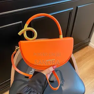 Fashionable Ladies Hand Bag