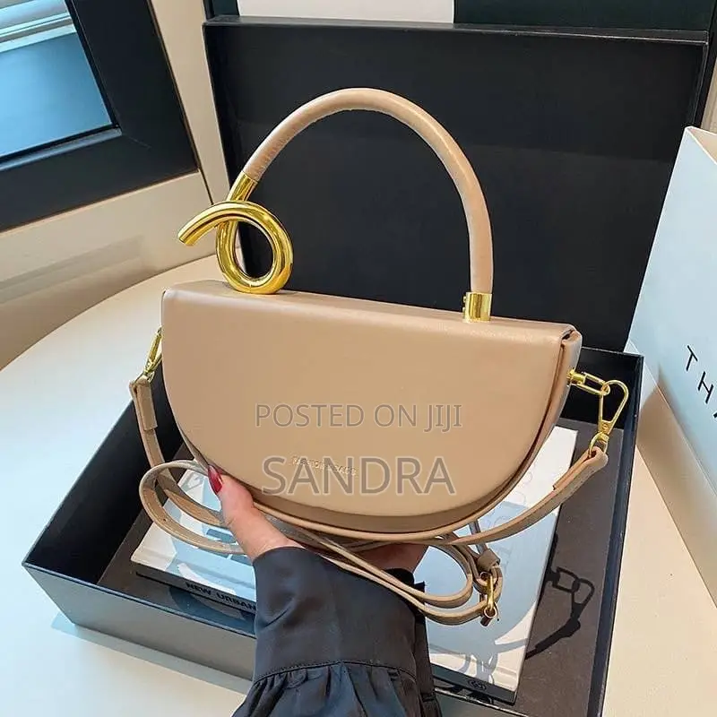 Fashionable Ladies Hand Bag