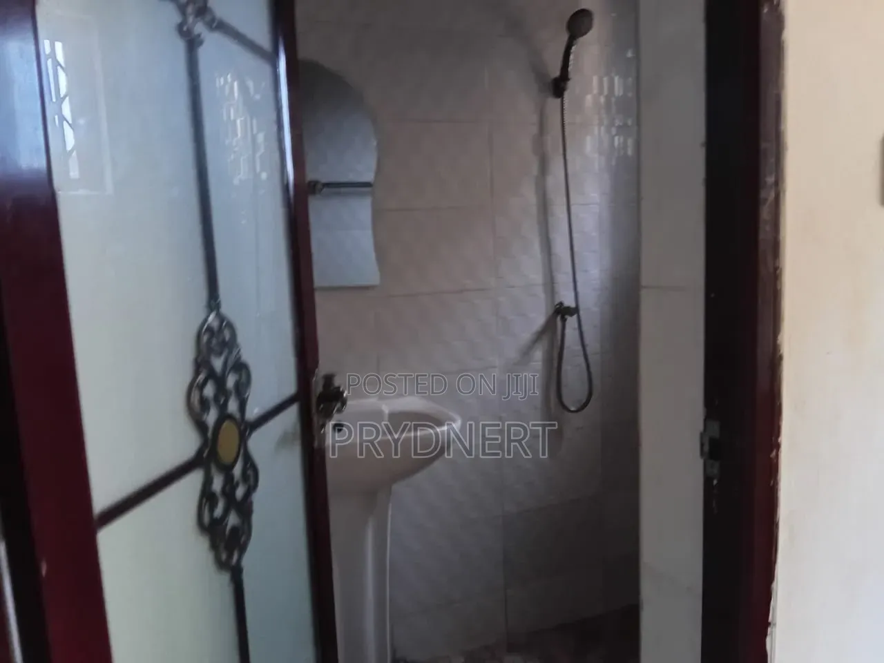 3bdrm Apartment in Dps, Community 25 for rent