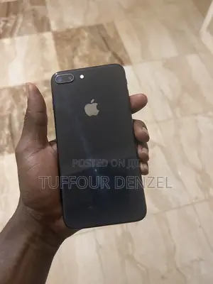 Apple iPhone 8 Plus 64 GB Gray