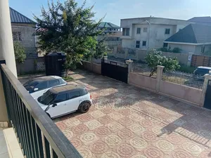 2bdrm Apartment in Savana, Community 25 for rent