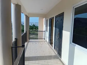 2bdrm Apartment in Savana, Community 25 for rent