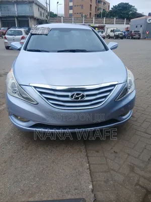 Hyundai Sonata GLS Sedan FWD (2.4L 4cyl 6A) 2012 Blue
