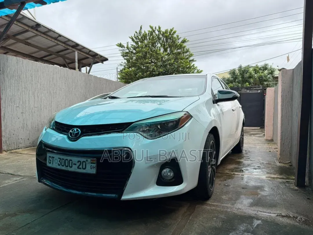 Toyota Corolla 2016 White