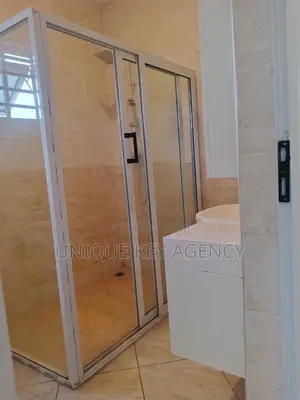 2bdrm Apartment in Unique Key Agency, Manet Junction for rent