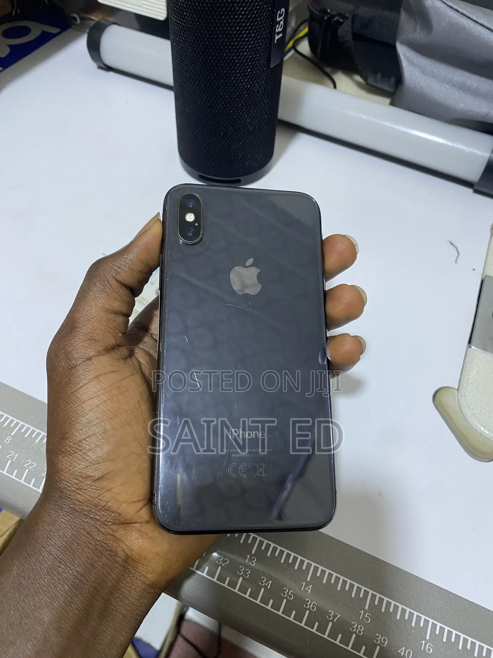 Apple iPhone X 64 GB Black