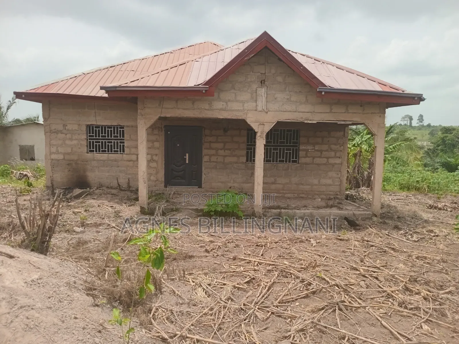 Uuncompleted Two Bedroom on a One Plot of Land at Honi Obeliakwa.