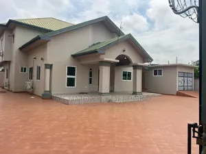5bdrm House in Kofis Realty, Baatsona Total for rent