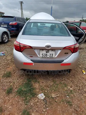 Toyota Corolla 2018 Silver
