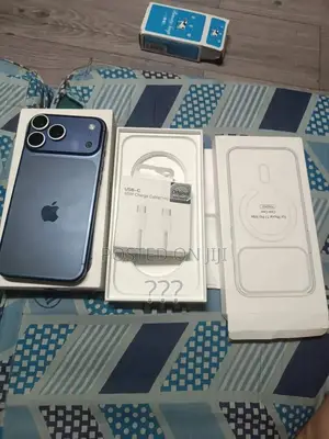 Apple iPhone 17 Pro Max 256 GB Blue