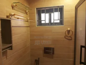 1bdrm House in Madina Estate for rent