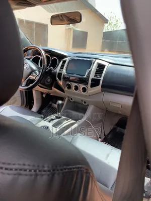 Toyota Tacoma 2014 Black