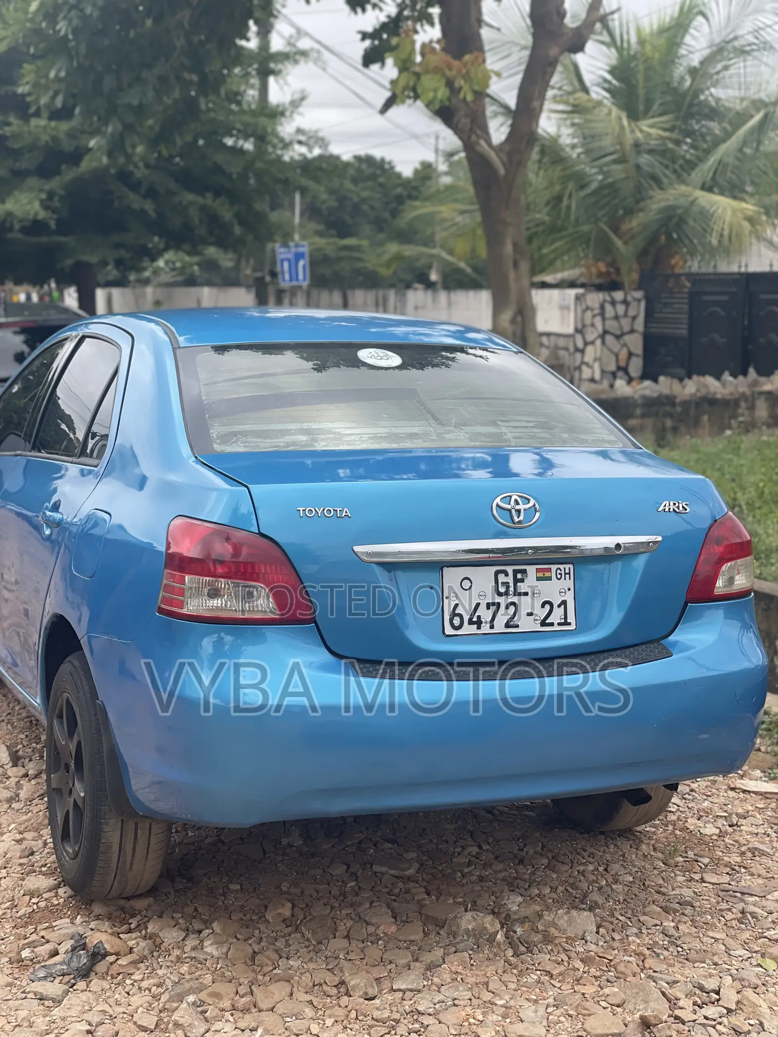Toyota Yaris Base Sedan 4dr 2010 Blue