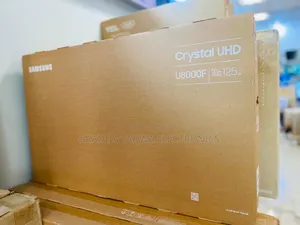 Standard LED Panel Samsung 50-Inch Crystal UHD TV