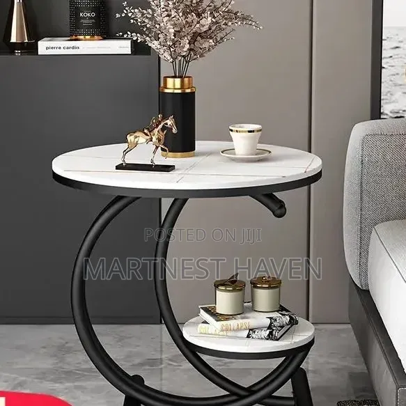 C-Shapped Coffee/Side Table