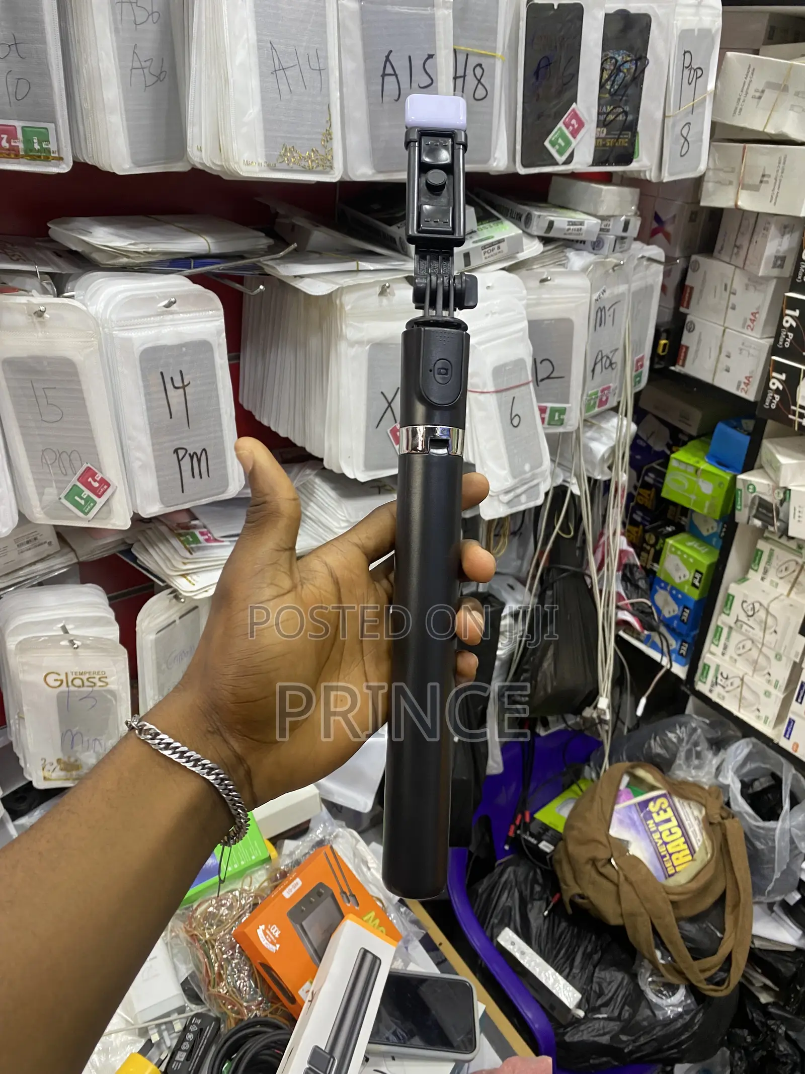 6feet Long Tripod Stand With Portable Light
