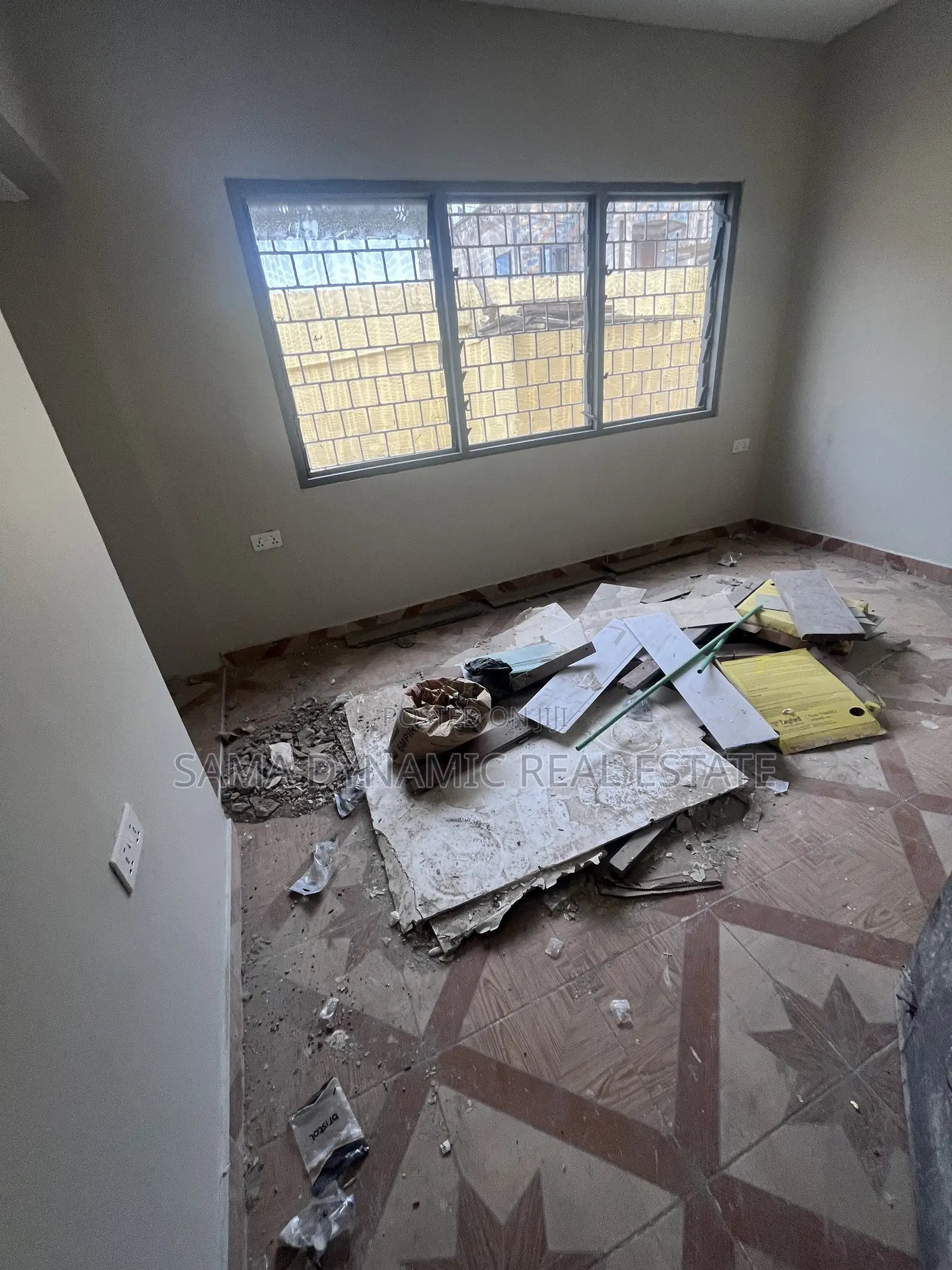 2bdrm House in South La Estate, Osu Ako-Adjei for rent