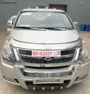 Hyundai Starex 2015 Silver