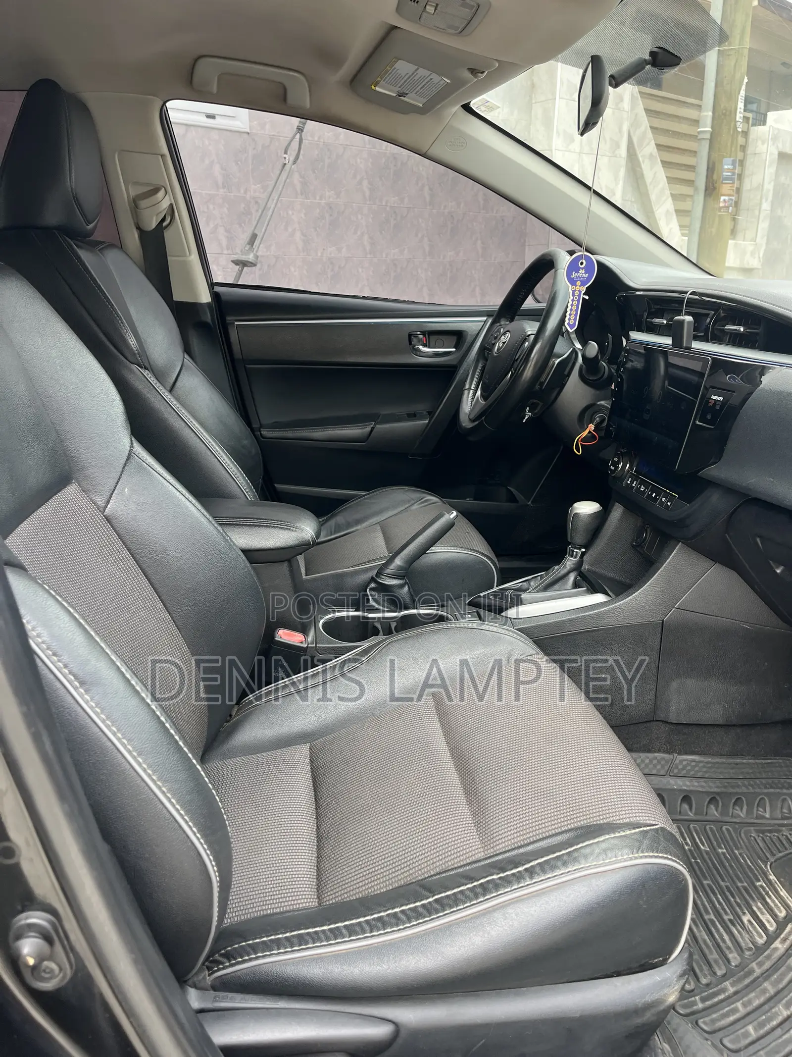 Toyota Corolla 2015 Black