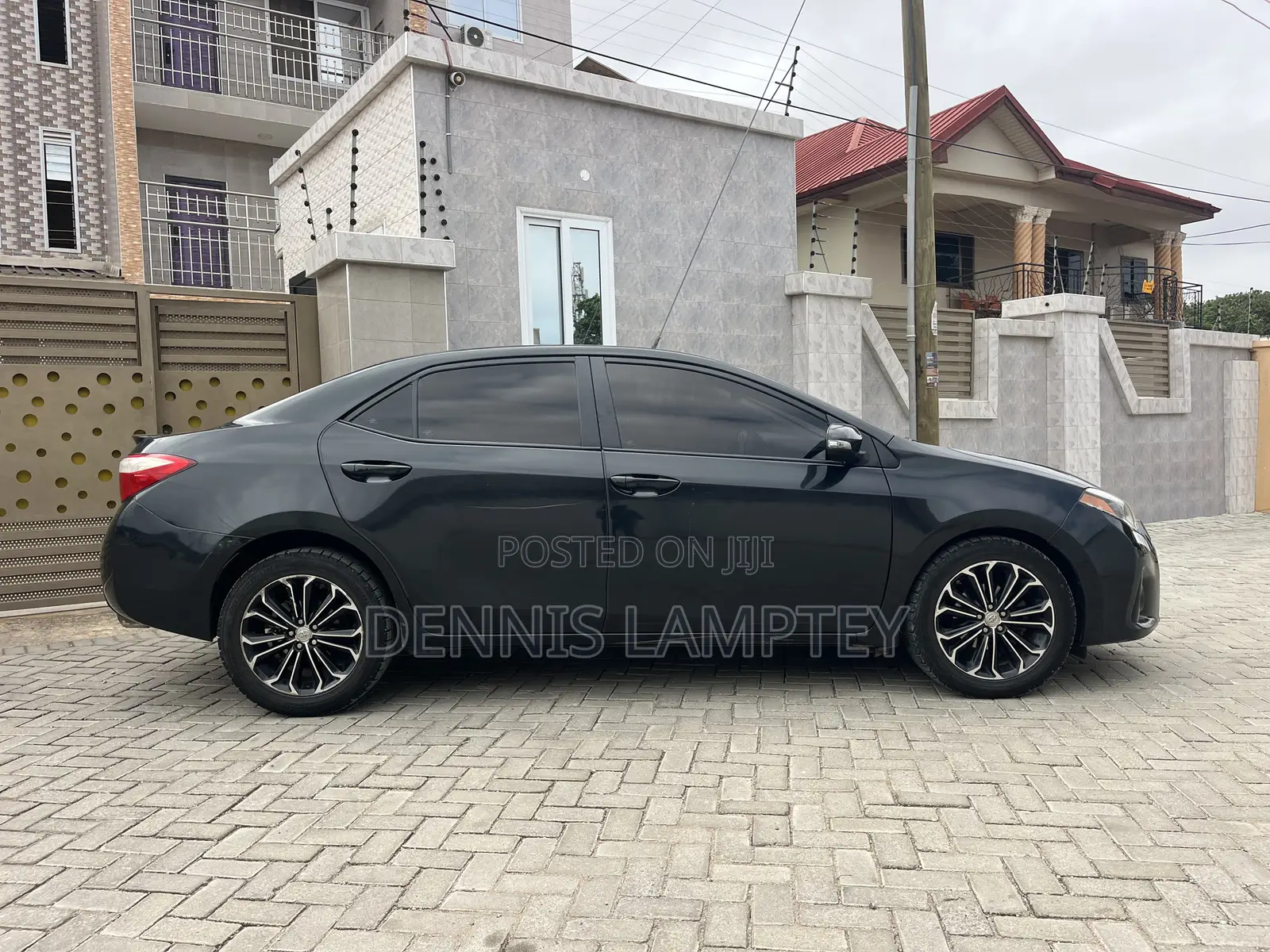 Toyota Corolla 2015 Black