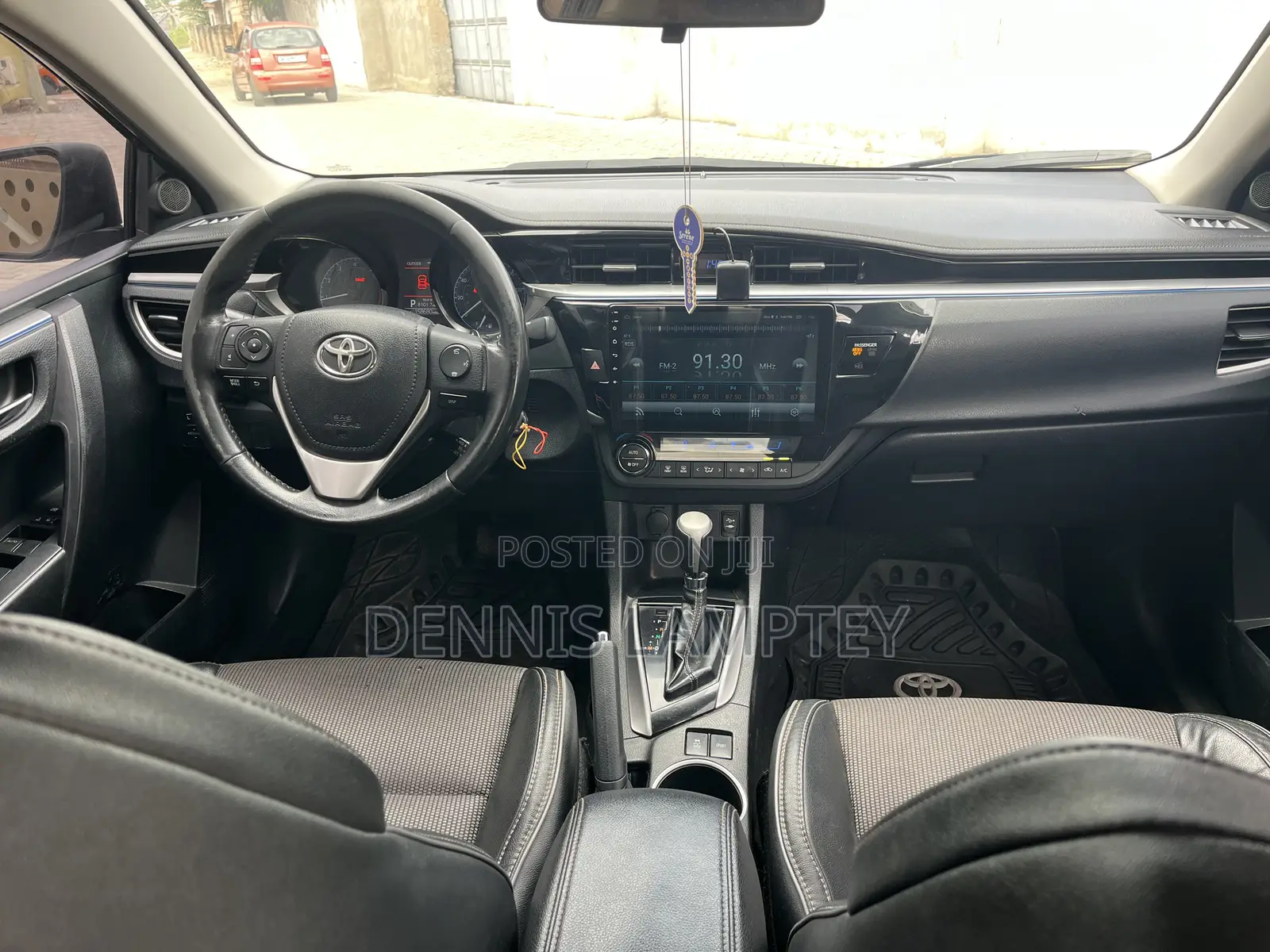 Toyota Corolla 2015 Black