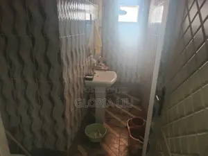 Furnished 1bdrm Apartment in Near Epel, Oxford Street for rent