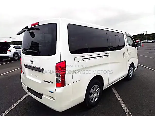 Nissan NV200 2015 White