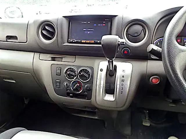 Nissan NV200 2015 White
